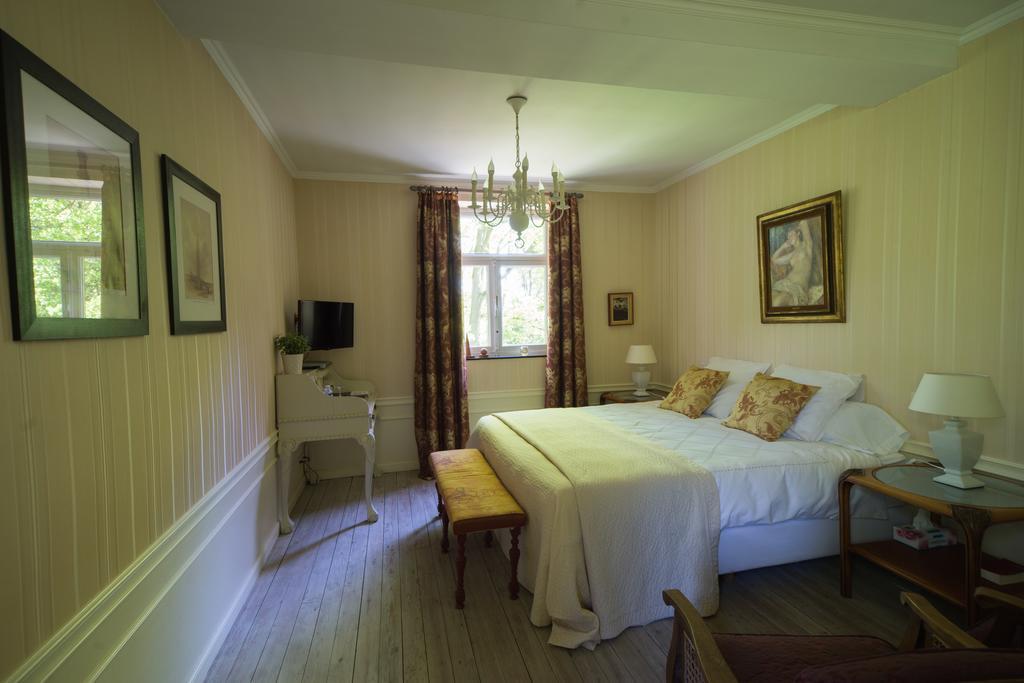 Le Refuge Bed & Breakfast 4*